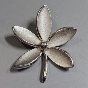 Trifari Flower Petals Brooch Pin Brushed Silvertone MCM Mid Century Modern Vtg